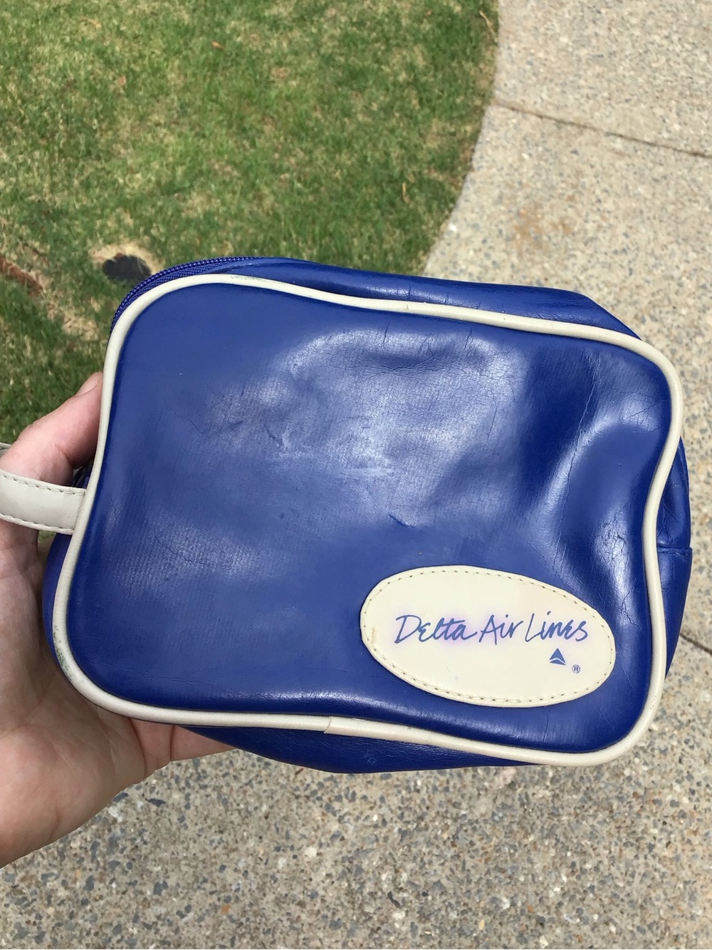 Vintage Delta Air Lines Blue Travel Pouch